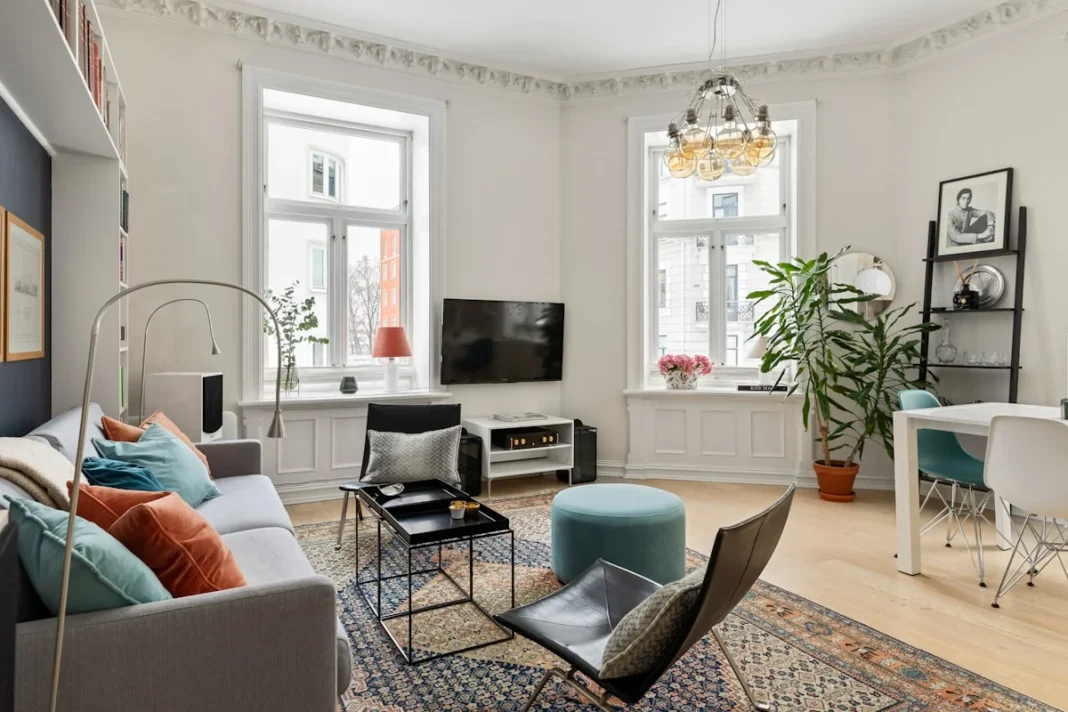 Buy second-hand furniture Hamburg - Germany - None